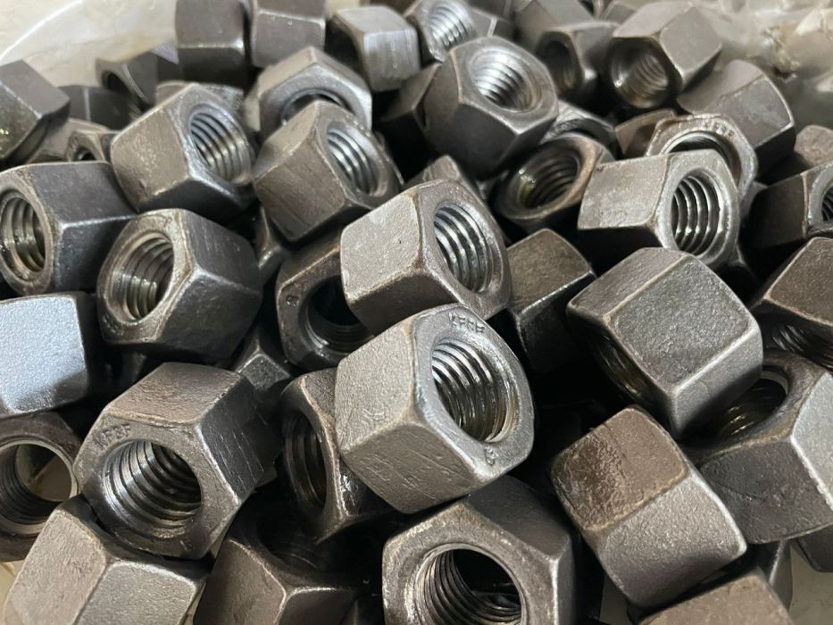 Гайка колійна М24