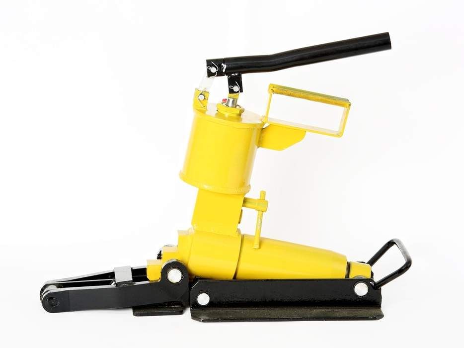 Гідравлічний рихтувальник ГР-12